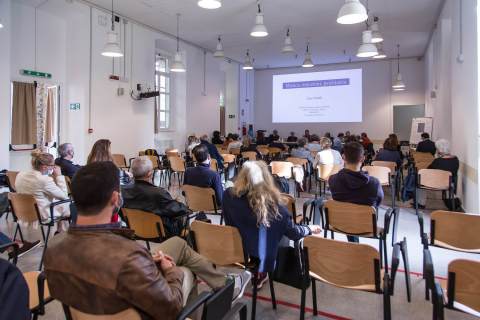 Follia-Musicale-002_dialoghi