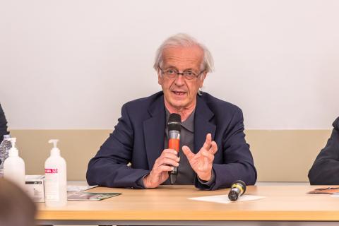 Follia-Musicale-004_dialoghi